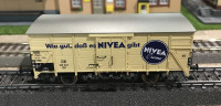 BRA007 BRAWA Güterwagen "Nivea". DB. H0